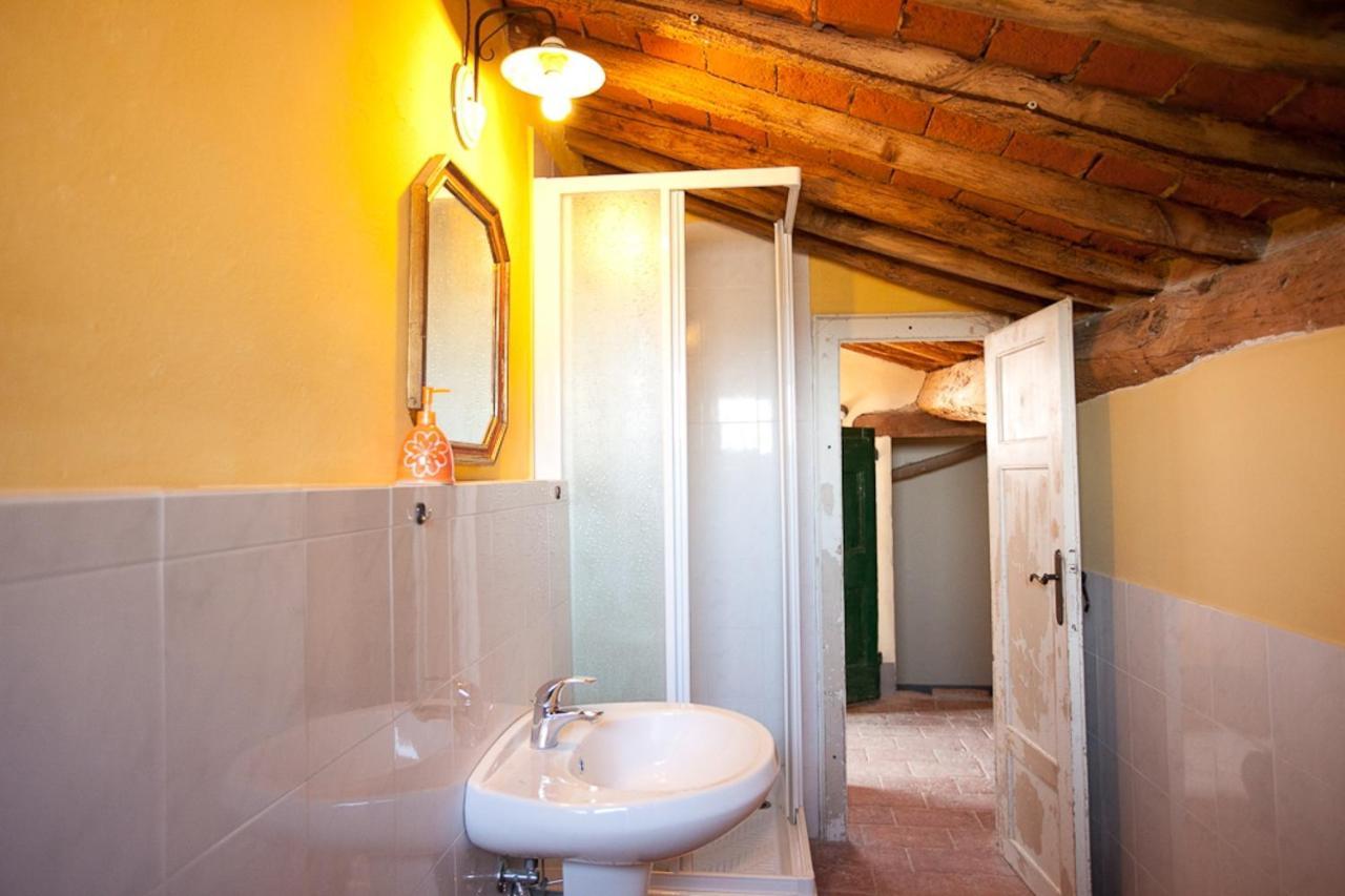 Borgo Fajani Guest House Terricciola Eksteriør bilde